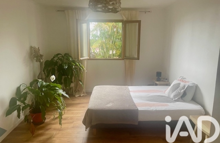 Vente Maison 170m&sup2; 7 pièces Sainte Suzanne