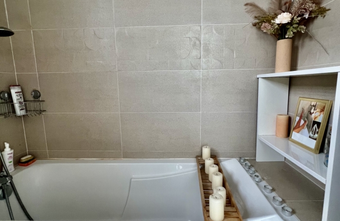 RAVINE DES CABRIS 97432 - VILLA T4 - BEAUX VOLUMES - R&Eacute;CENTE - QUARTIER PRIS&Eacute; - PROCHE COMMODIT&Eacute;S