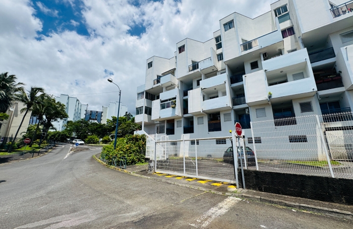 Location Appartement 22.91m&sup2; 1 pi&egrave;ce Sainte Clotilde