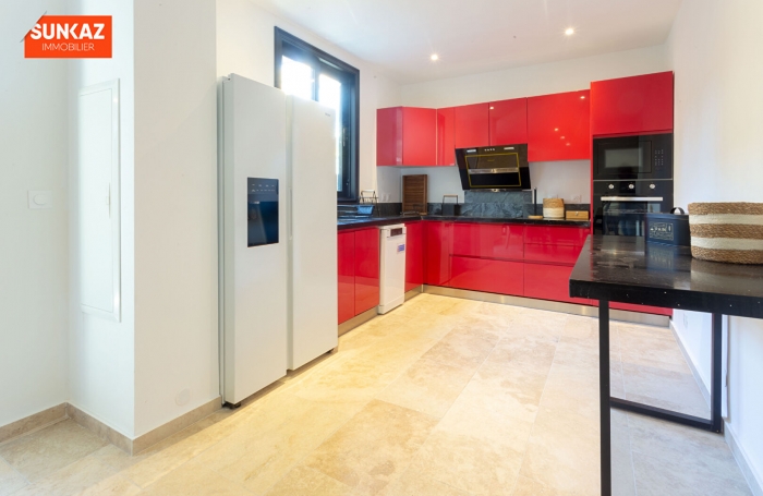 Location Appartement 90m&sup2; 4 pi&egrave;ces Saint-Pierre