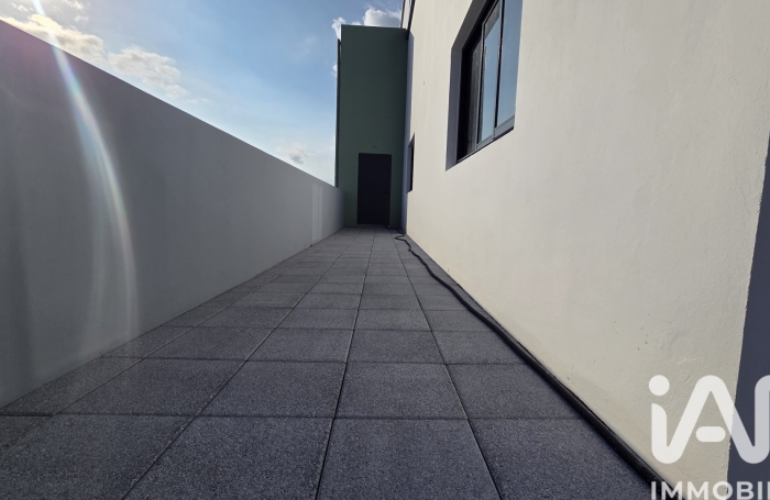 Vente Immeuble 1040m&sup2; Etang-Sale