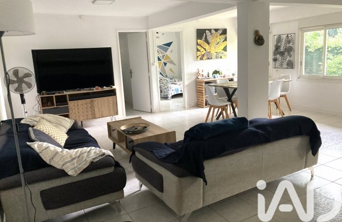 Vente Maison 214m&sup2; 8 pièces Bois de Nefles St Paul