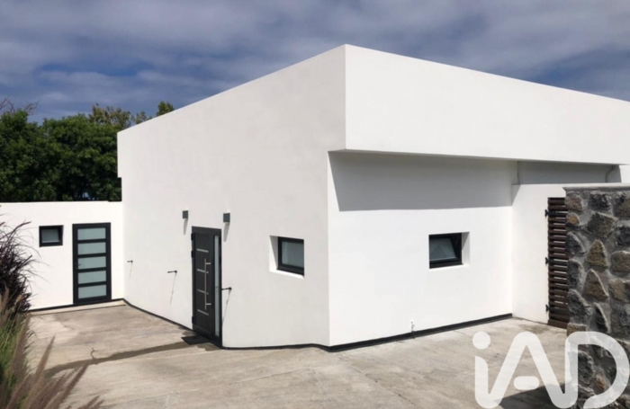 Vente Divers 170m&sup2; 5 pièces Saint-Pierre