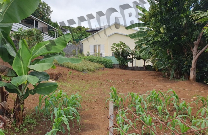 Vente Terrain 300m&sup2; Rivi&egrave;re Saint Louis