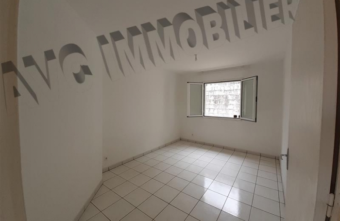 Vente Maison 100m&sup2; 4 pi&egrave;ces Rivi&egrave;re Saint Louis