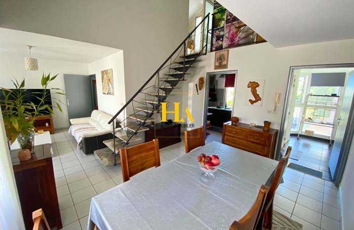 Vente Appartement 121m&sup2; 5 pi&egrave;ces Saint-Leu
