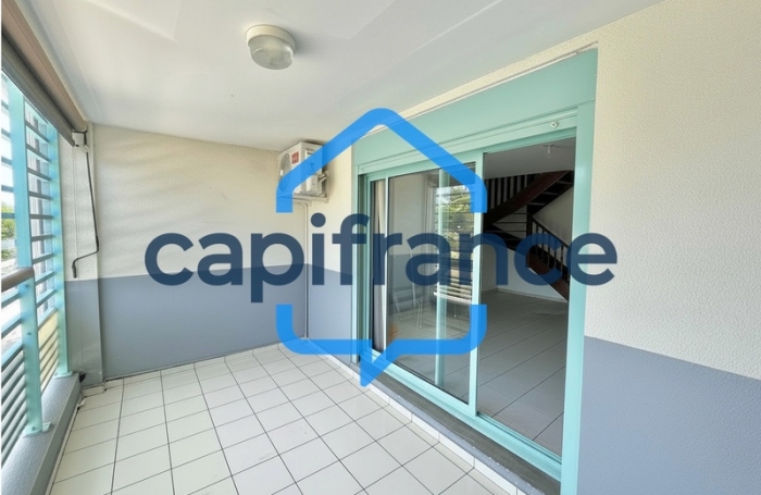 Location Bureaux 6m&sup2; 3 pièces Saint-Leu