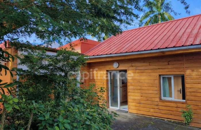 Vente Maison 114m&sup2; 5 pièces Sainte Rose