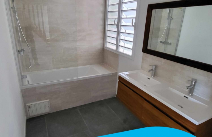 Vente Maison 95m&sup2; 4 pièces Saint Paul