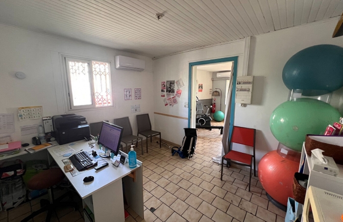 Vente Divers 143.65m&sup2; Saint-Pierre