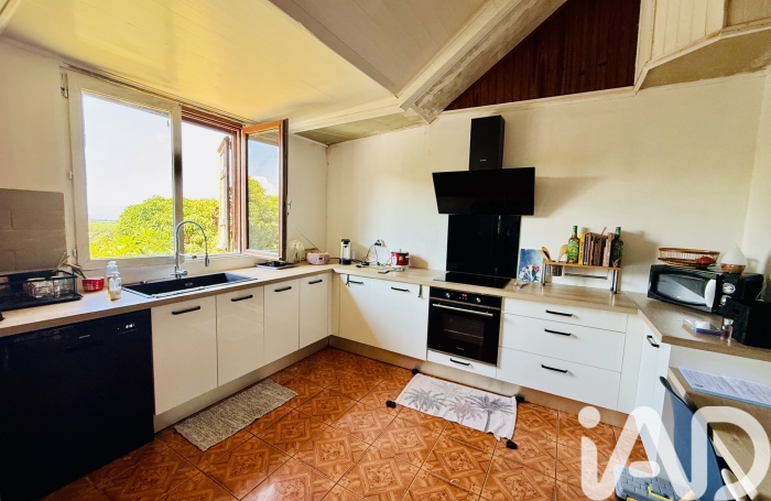 Vente Maison 220m&sup2; 7 pièces L'Entre Deux