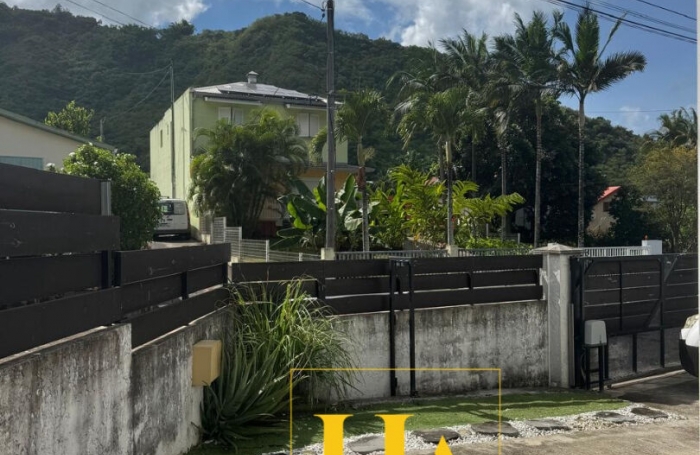 Vente Immeuble 129m&sup2; 3 pi&egrave;ces L'Entre Deux