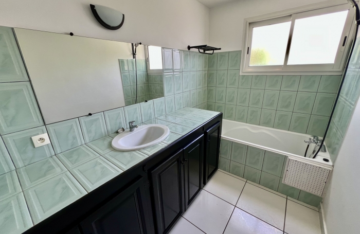 SAINT PIERRE 97410 - MAISON DE VLLE - LUMINEUSE - AGREABLE &Agrave; VIVRE - PROCHE COMMODIT&Eacute;S