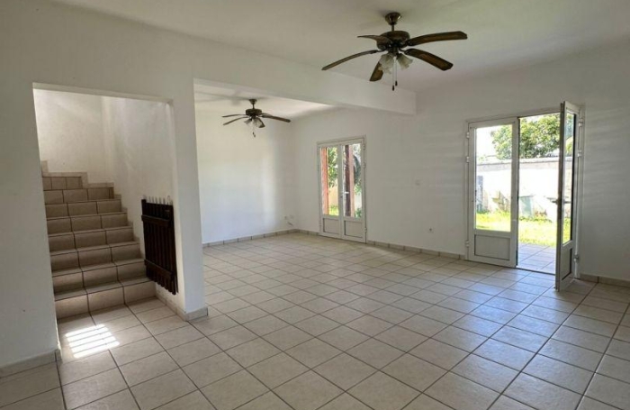 Vente Maison 120m&sup2; 4 pièces Sainte Suzanne