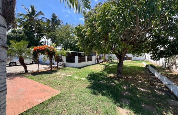 Vente Maison 180m&sup2; 6 pièces Saint Gilles les Bains
