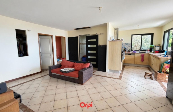 Vente Maison 180m&sup2; 6 pièces La Possession
