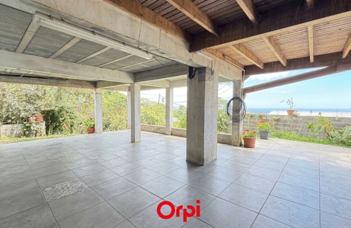 Vente Maison 180m&sup2; 6 pièces La Possession