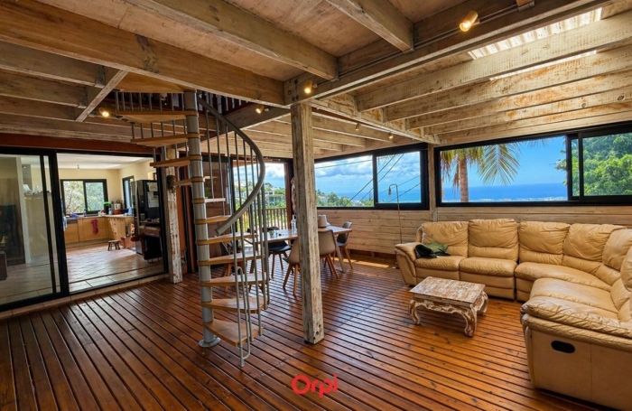 Vente Maison 180m&sup2; 6 pièces La Possession