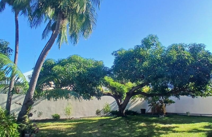Vente Maison 135m&sup2; 4 pièces Etang-Sale