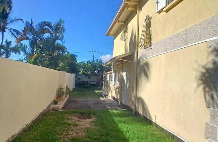 Vente Maison 135m&sup2; 4 pièces Etang-Sale
