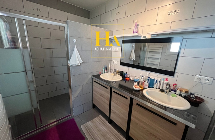 Vente Maison 228.25m&sup2; 7 pi&egrave;ces La Chaloupe Saint Leu