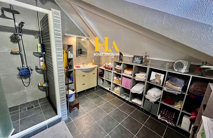 Vente Maison 228.25m&sup2; 7 pi&egrave;ces La Chaloupe Saint Leu