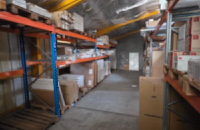Local d'activit&eacute;s - Entreposage - Bureaux 250 m2 Le Port