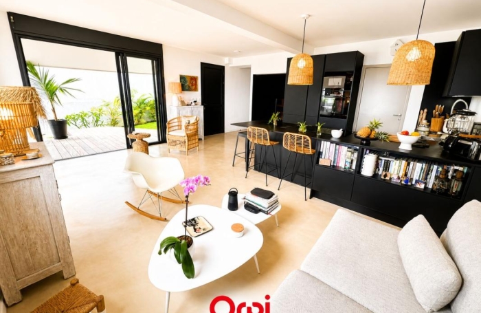 Vente Maison 145m&sup2; 4 pièces Saint Gilles Les Hauts