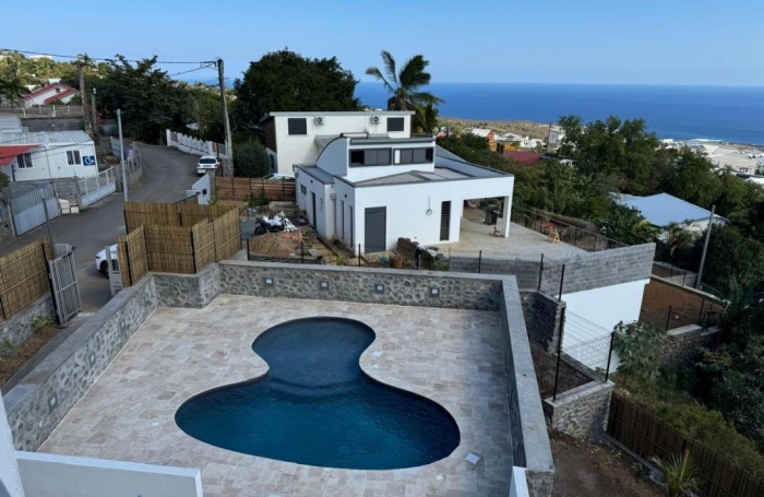 Location Appartement 73.6m&sup2; 3 pièces Piton Saint Leu