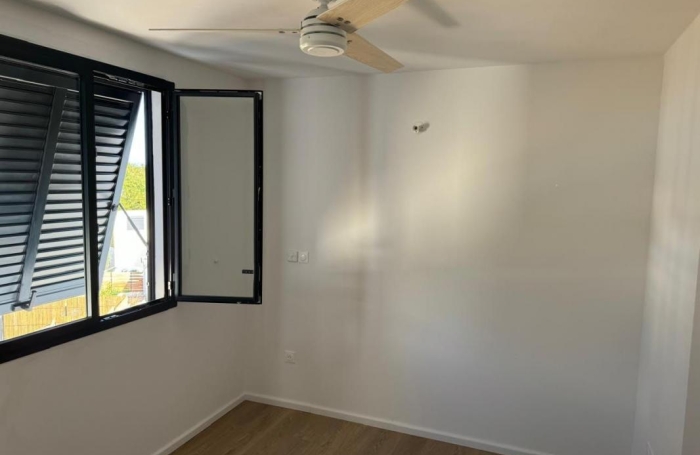 Location Appartement 73.6m&sup2; 3 pièces Piton Saint Leu