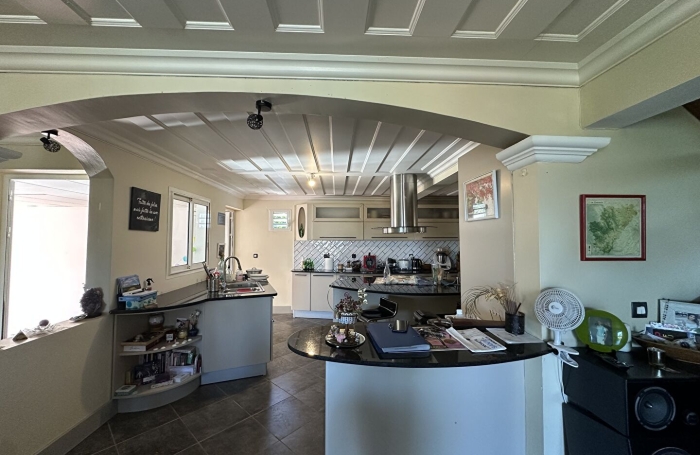 Vente Maison 146.16m&sup2; 4 pi&egrave;ces Sainte Anne