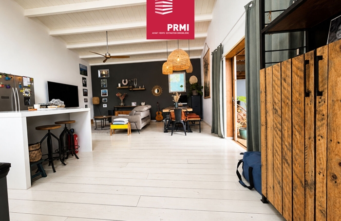 Vente Maison 150m&sup2; 5 pi&egrave;ces Saint Gilles Les Hauts