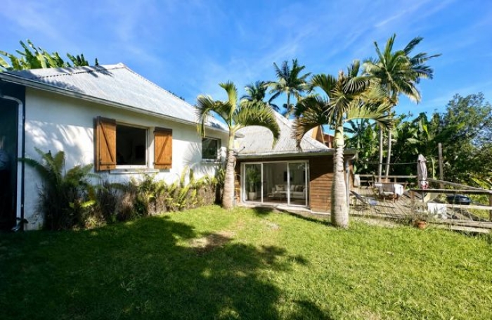 Vente Maison 152m&sup2; 4 pièces Saint Gilles Les Hauts