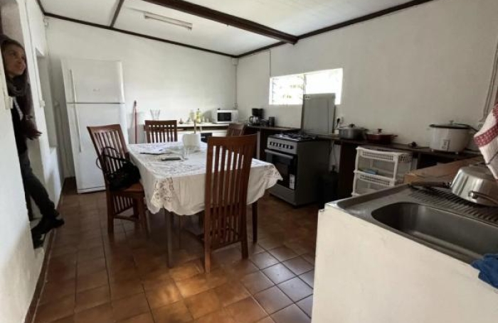 Location Maison 110m&sup2; 5 pièces Saint Gilles Les Hauts