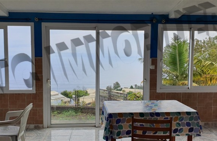 Vente Maison 140m&sup2; 5 pi&egrave;ces La Chaloupe Saint Leu