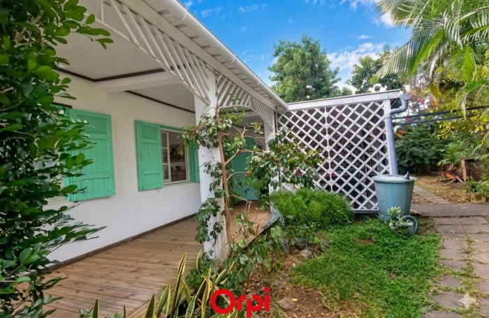 Vente Maison 156m&sup2; 6 pièces Saint Gilles Les Hauts