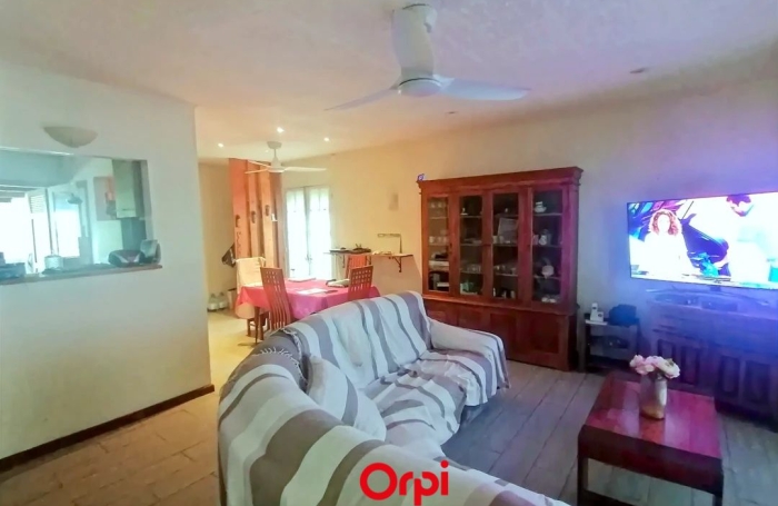 Vente Maison 156m&sup2; 6 pièces Saint Gilles Les Hauts