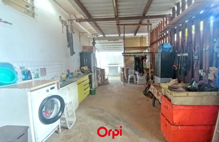 Vente Maison 156m&sup2; 6 pièces Saint Gilles Les Hauts