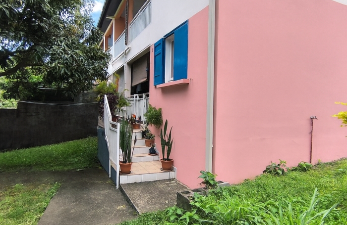 Vente Appartement 73m&sup2; 4 pièces Saint Louis