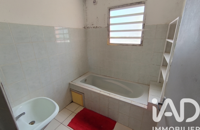 Vente Appartement 73m&sup2; 4 pièces Saint Louis