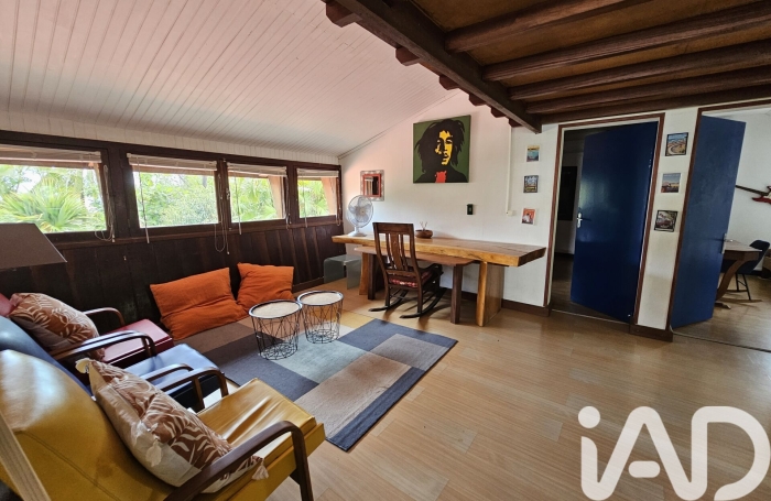 Vente Maison 174m&sup2; 7 pièces Saint Gilles les Bains