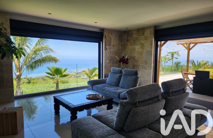 Vente Maison 161m&sup2; 6 pièces La Saline les Hauts