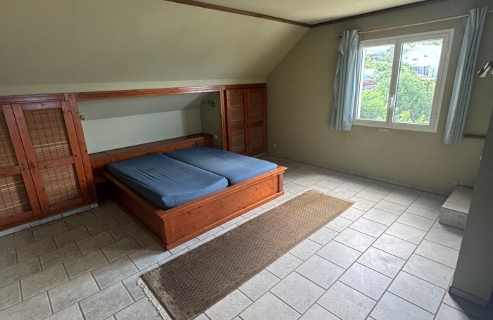 Vente Maison 246m&sup2; 9 pièces Saint-Leu