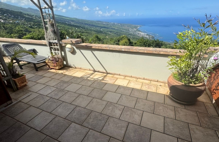 Vente Maison 246m&sup2; 9 pièces Saint-Leu