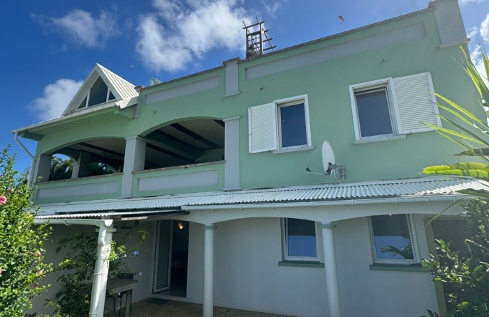 Vente Maison 246m&sup2; 9 pièces Saint-Leu