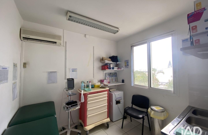 Vente Fonds de commerce 202m&sup2; La Possession