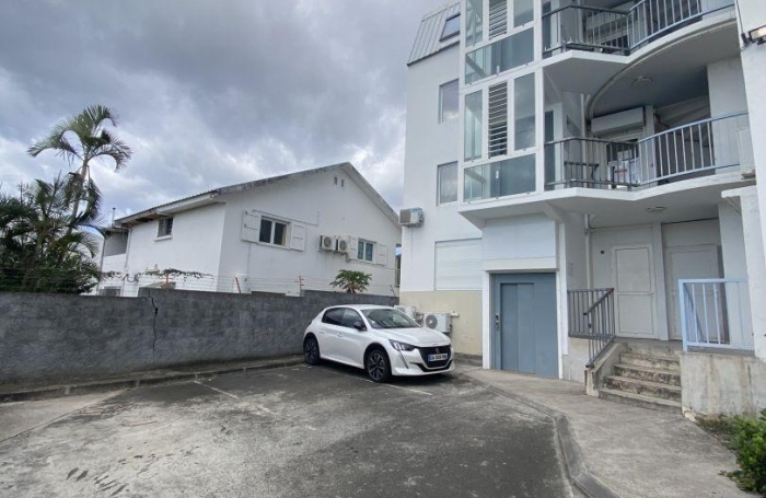 Vente Fonds de commerce 96m&sup2; La Possession