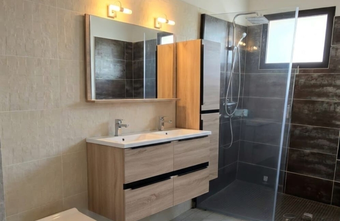Vente Maison 145m&sup2; 6 pièces Trois Bassins