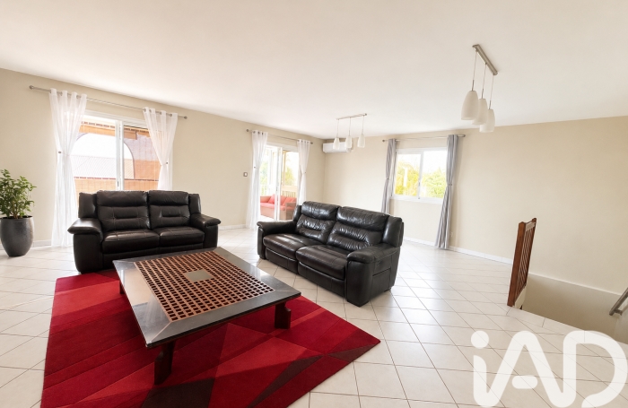 Vente Maison 115m&sup2; 5 pièces Sainte Suzanne