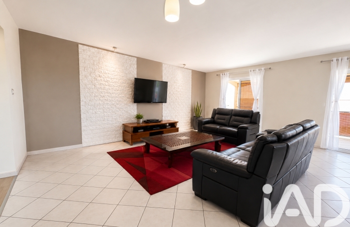 Vente Maison 115m&sup2; 5 pièces Sainte Suzanne
